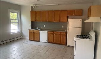 4 Brayton Ct 2L, Cumberland, RI 02864