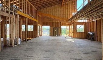 2604 NE Waterfall Ave, Bentonville, AR 72713