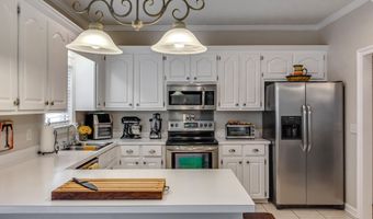213 Boxwood Cir, Brandon, MS 39047