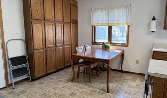 603 S 10th St, Albia, IA 52531