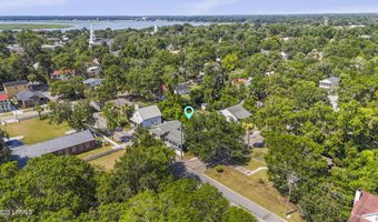 910 West St, Beaufort, SC 29902