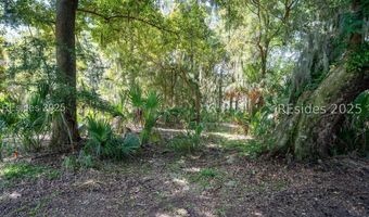 19 Sheridan Rd, Beaufort, SC 29907