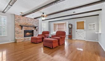 9141 Woodbine St, Baton Rouge, LA 70815
