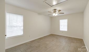135 Longbranch Ct, Athens, GA 30605