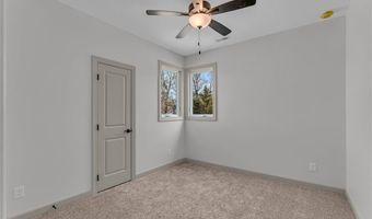 314 Rockers Dr, Baldwin City, KS 66006