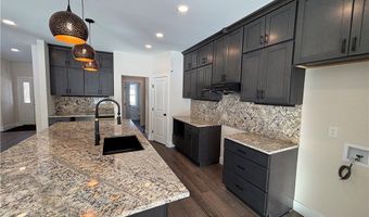 21 Two Rod Rd, Alden, NY 14004
