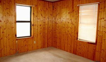 814 N Edward St, Carlsbad, NM 88220