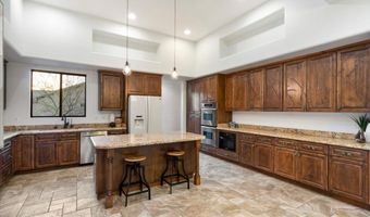 6523 E LONESOME Trl, Cave Creek, AZ 85331