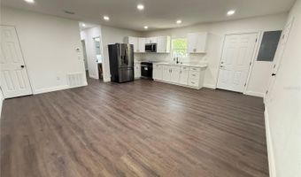 120 HERRICK St, Auburndale, FL 33823