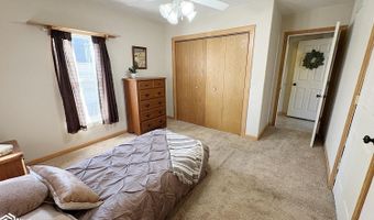 901 Maple St, Atlantic, IA 50022