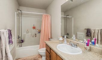 2517 Clayton Dr, Ames, IA 50010