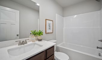 25084 Bluebird Cir, Adel, IA 50003