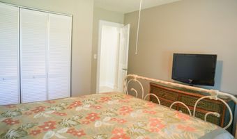 8 Apalachee St, Apalachicola, FL 32320