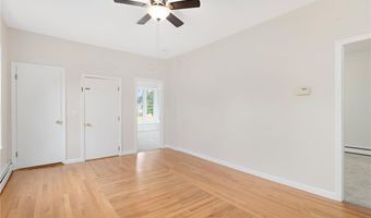 91 Warren Ave, Cranston, RI 02920