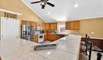 520 E 2nd St, Adrian, MO 64720