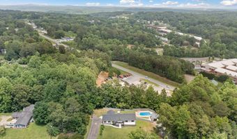 136 Ridgecrest Dr, Ball Ground, GA 30107