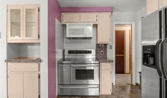 7146 Luana Ave, Allen Park, MI 48101
