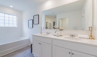 5474 CYPRESS Cir, College Park, GA 30349