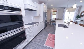 9525 SEASCAPE Ln 5, Berlin, MD 21811