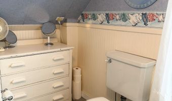 29 Pleasant St, Bar Harbor, ME 04609