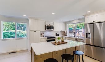 7650 SW ESCALON Pl, Beaverton, OR 97008