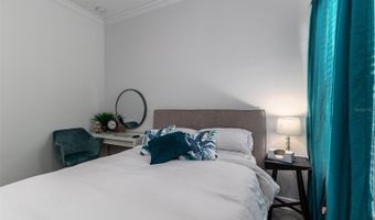 5330 SILVER SUN Dr, Apollo Beach, FL 33572