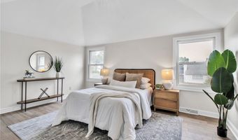 10 San Mateo Ct, Amherst, NY 14051