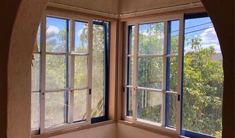 3916 Sierra Dr, Honolulu, HI 96816