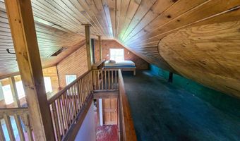 990 W Daniels Rd, Albany, VT 05820