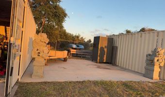 1321 W Moore Ave, Aransas Pass, TX 78336
