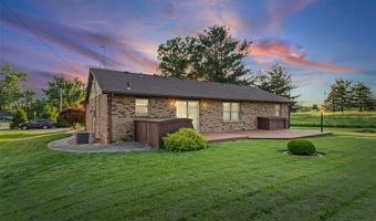 4441 Chantel Dr, Alton, IL 62002
