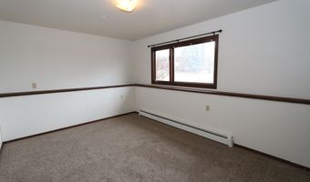 17925 Kantishna Dr, Eagle River, AK 99577