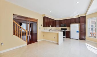 7445 GILLINGHAM ROW, Alexandria, VA 22315