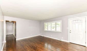 8245 Palmetto Ln, Indianapolis, IN 46217
