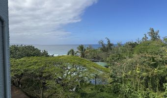 1875 KALANIANAOLE St 604, Hilo, HI 96720