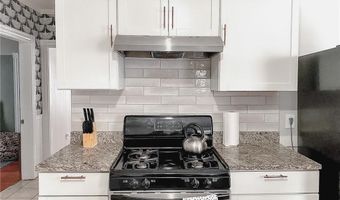 142 Dover St, Providence, RI 02908