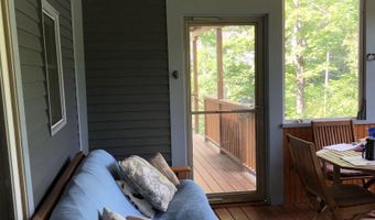 158 Macintosh Hill Rd, Bethel, VT 05032