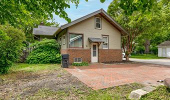 818 Northwestern Ave, Ames, IA 50010