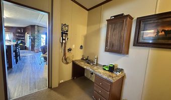 2 Canary Ct, Artesia, NM 88210