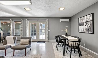 325 WATER St, Springfield, OR 97477