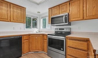 1807 Fairoaks Dr, Caldwell, ID 83605