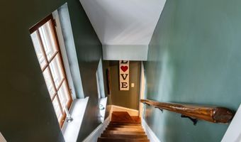 407 N TULPEHOCKEN Rd, Reading, PA 19601