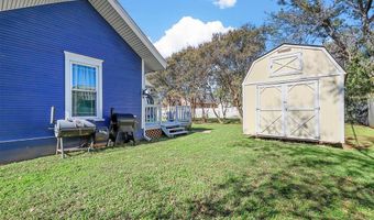 209 E Davis Ave, Alvarado, TX 76009