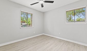 7120 Bienville Dr, Biloxi, MS 39532