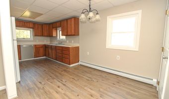35 Mildred Ave, Bangor, ME 04401