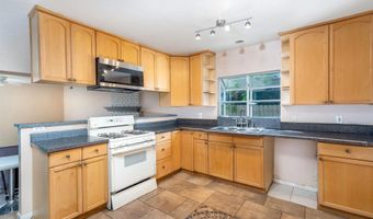 2041 Ardath Ave, Escondido, CA 92027