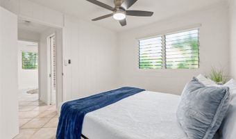 725 Kihapai Pl A2, Kailua, HI 96734