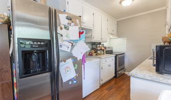 135 Partridge Ln, Athens, GA 30606