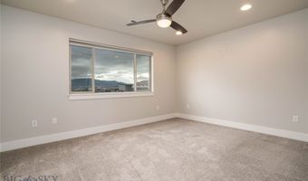 1403 Happy Ln A, Belgrade, MT 59714