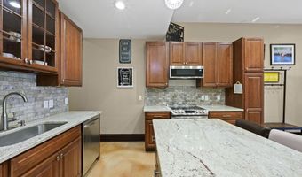 11646 N Oak Hills Pkwy, Baton Rouge, LA 70810